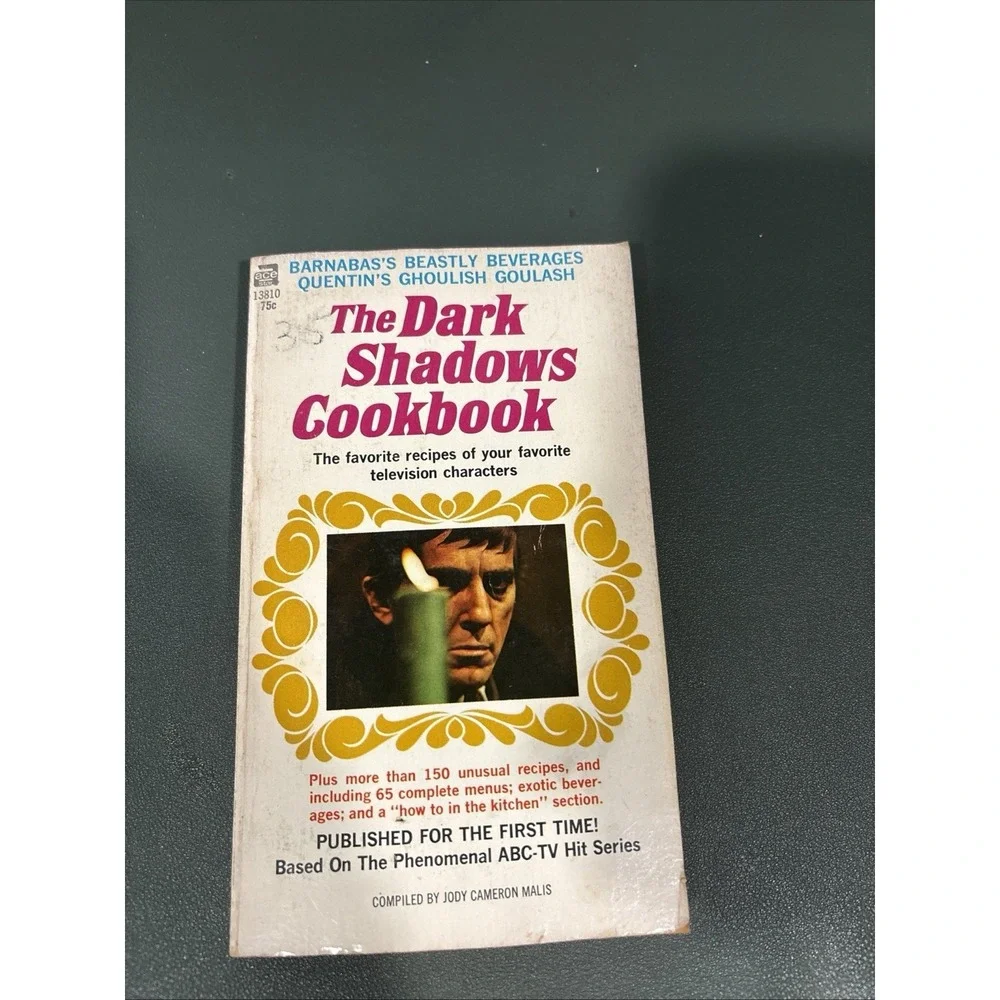 Vintage 70s The Dark Shadows Cookbook Jody Cameron Malis TV Horror First Edition